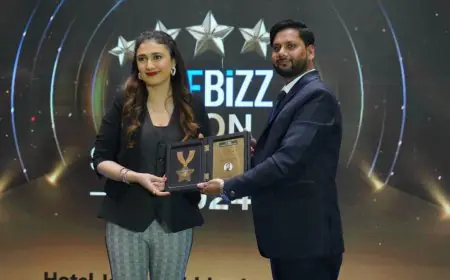 Akash Jain, Co-founder of Jain Kulfi Awarded in SMEBIZZ ICON Star Awards 2024 For Excellence In Manufacturing