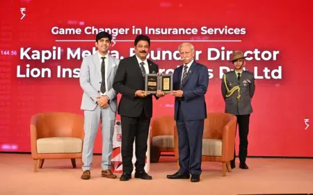 Kapil Mehra Clinches Game Changer in Insurance Services Award at the ET Now Business Conclave and Awards 2025