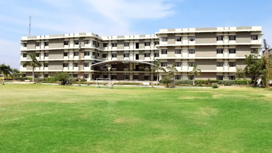 Sigma University: Shaping Future Leaders with Innovation and Excellence