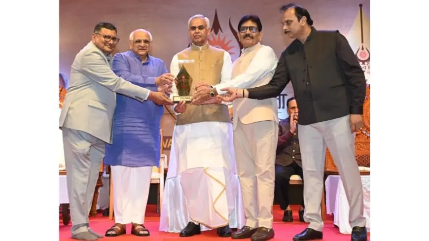 17 Honored with ‘Pride of India Award’ at Bharat Bhagya Vidhata Event in Ahmedabad