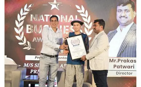 Mr. Prakash Patwari Honored for Building the Most Trusted Brand in Uniform Manufacturing at National Business Awards 2025