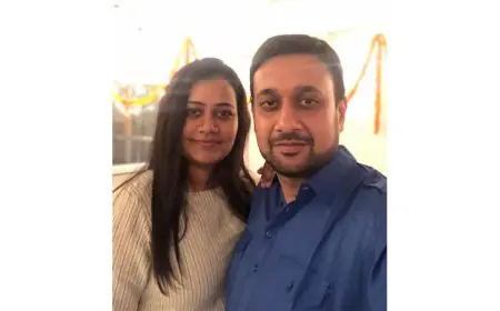 Clickawish Emerges as Leading Western Wear Manufacturer in Surat with Ready Stock and Fast Delivery