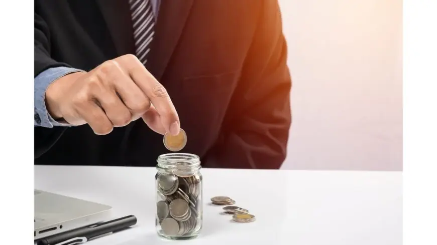 How to Build an Emergency Fund While Repaying Loans?