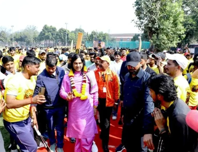 Sanatan Premier League Gets Strong Response Across the Country, Huge Crowd Seen in Delhi