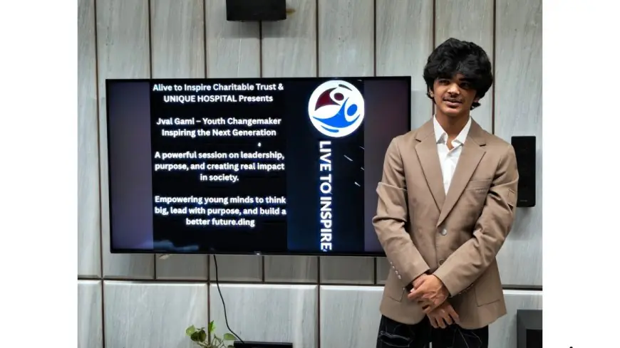 Jval Gami Leads Youth-Led Initiatives in Surat Promoting Climate Awareness, Worker Welfare and Social Responsibility