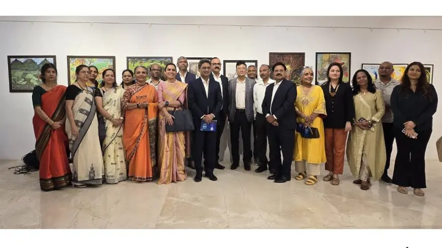10th Sahayog Contemporary Art Exhibition Brings Police, Civil Services and Artists Together