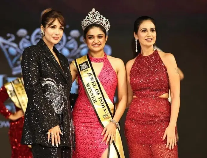 Indore-Based Gynaecologist Dr Ishita Joshi Crowned by Malaika Arora Wins ‘NariFirst Jewel of India Season 3’ Title