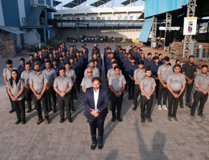 This commerce background Founder took roots in technical manufacturing and built a 150,000 sq ft factory